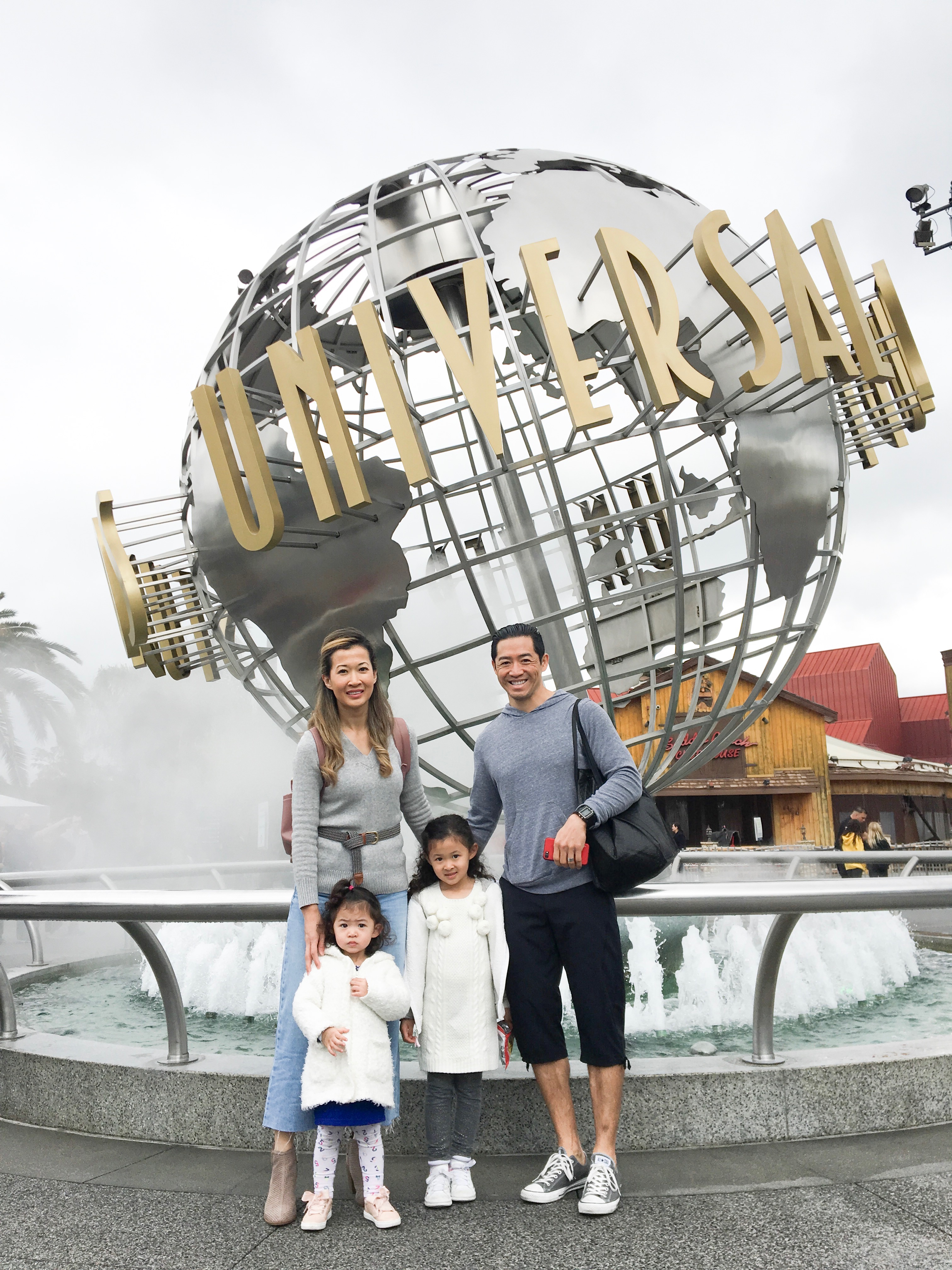 universal studios hollywood stroller rental